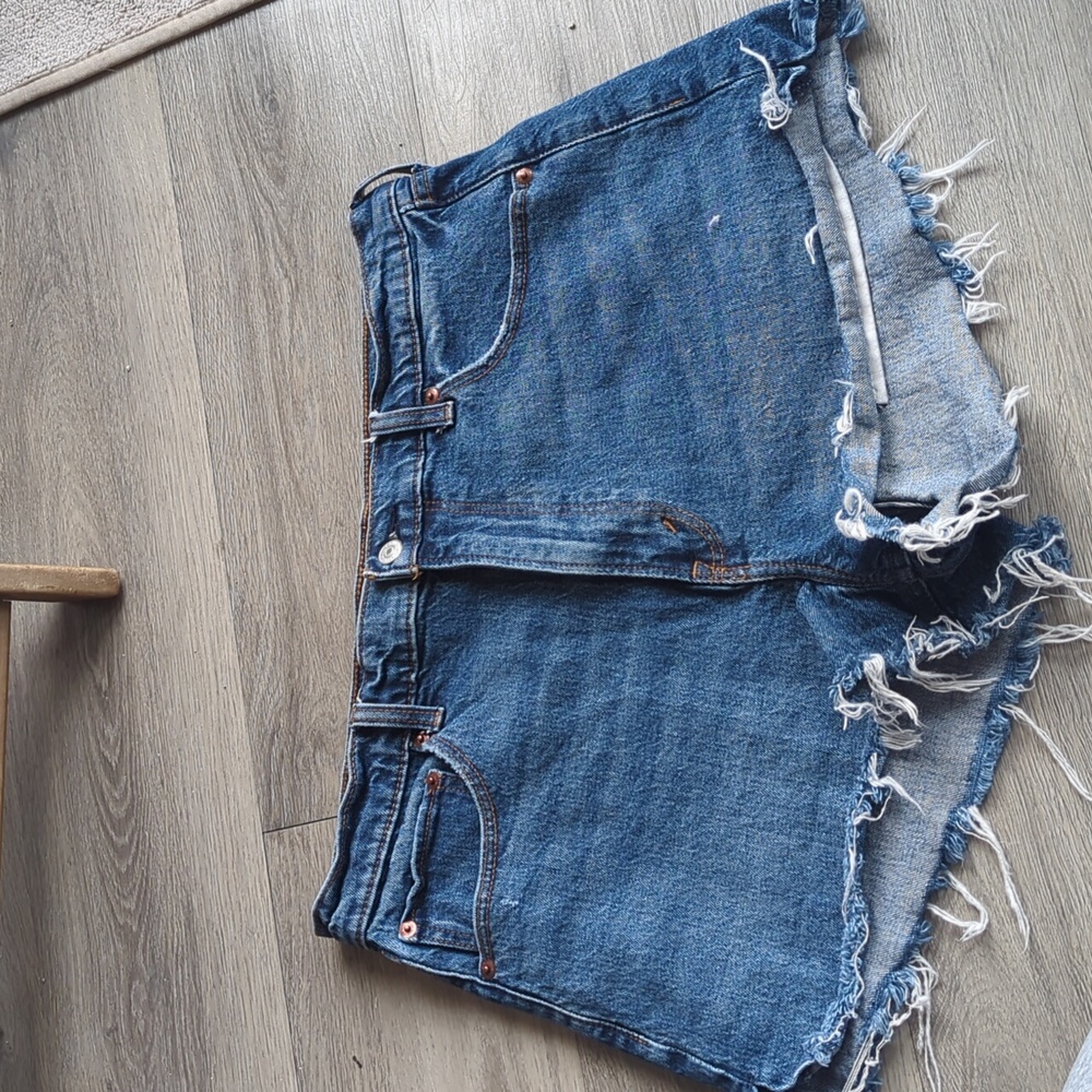 Abercrombie & Fitch, The Mom Short High Rise - 32/14